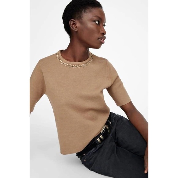 Knitted Gold Detail Blouse ⚜️ - Picture 5 of 5